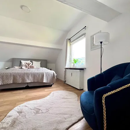 2 Dachwohnung Mit Burgblick Und Kingsize Bett * Freudenberg am Main