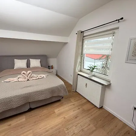 شقة 2 Dachwohnung Mit Burgblick Und Kingsize Bett