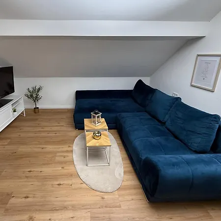 2 Dachwohnung Mit Burgblick Und Kingsize Bett شقة Freudenberg am Main